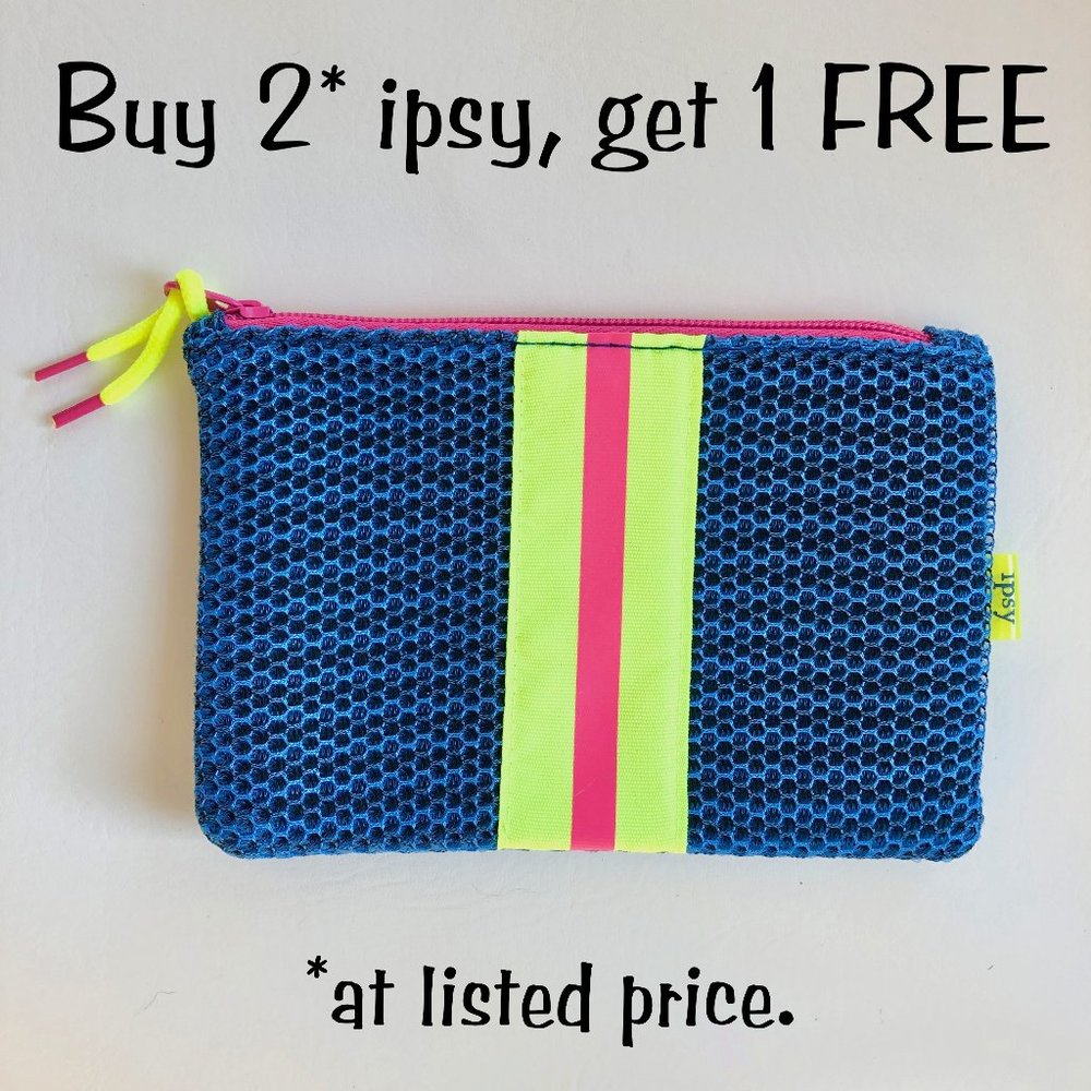 ipsy 3D honeycomb bag NWOT